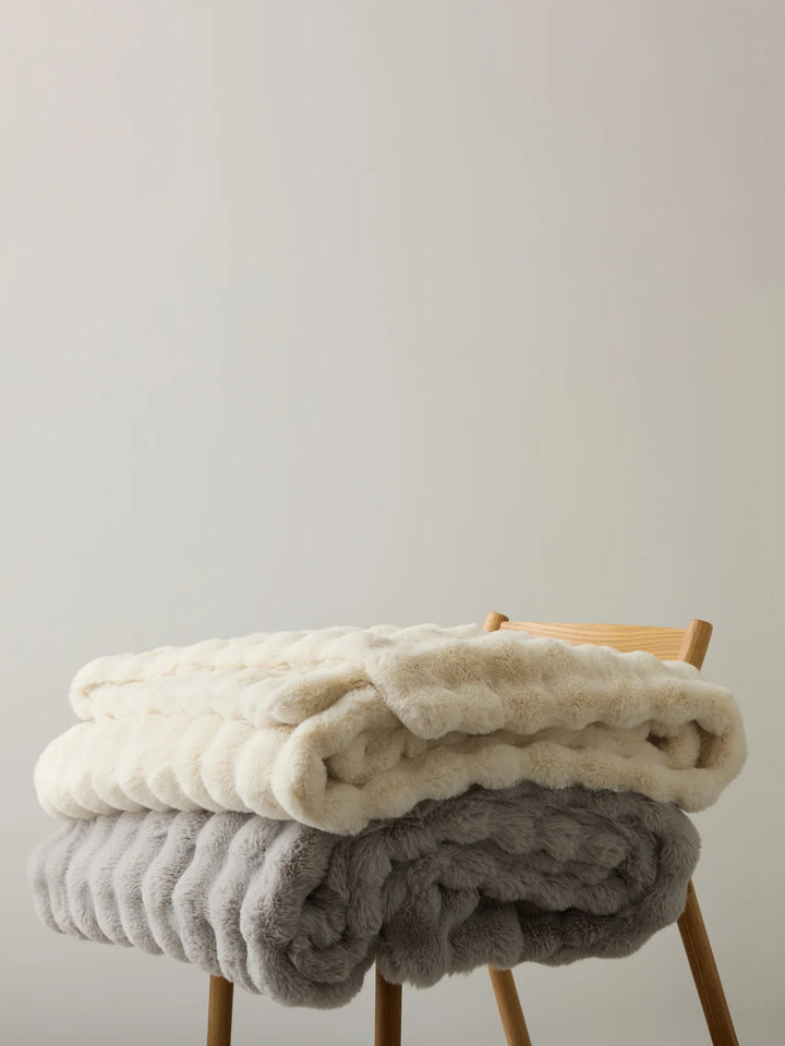 Cozy Earth Bubble Cuddle Blanket